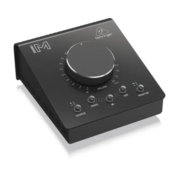 STUDIO M